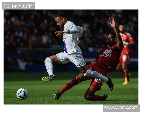 巴黎圣日耳曼继续豪门之路,连胜法甲领先优势扩大 巴黎圣日耳曼继续豪门之路,连胜法甲领先优势扩大