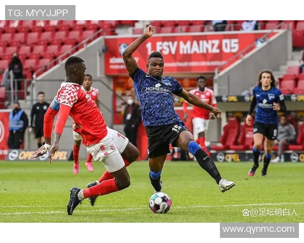 沙尔克04主场胜柏林赫塔,德甲保级前景一线希望再生 沙尔克04主场胜柏林赫塔,德甲保级前景一线希望再生